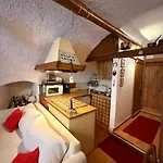 Rifugio Del Vicolo Apartment *